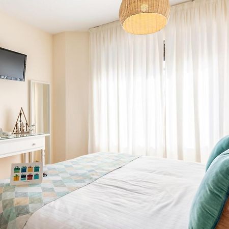 Ferienwohnung Suenos De Triana Sevilla Exterior foto