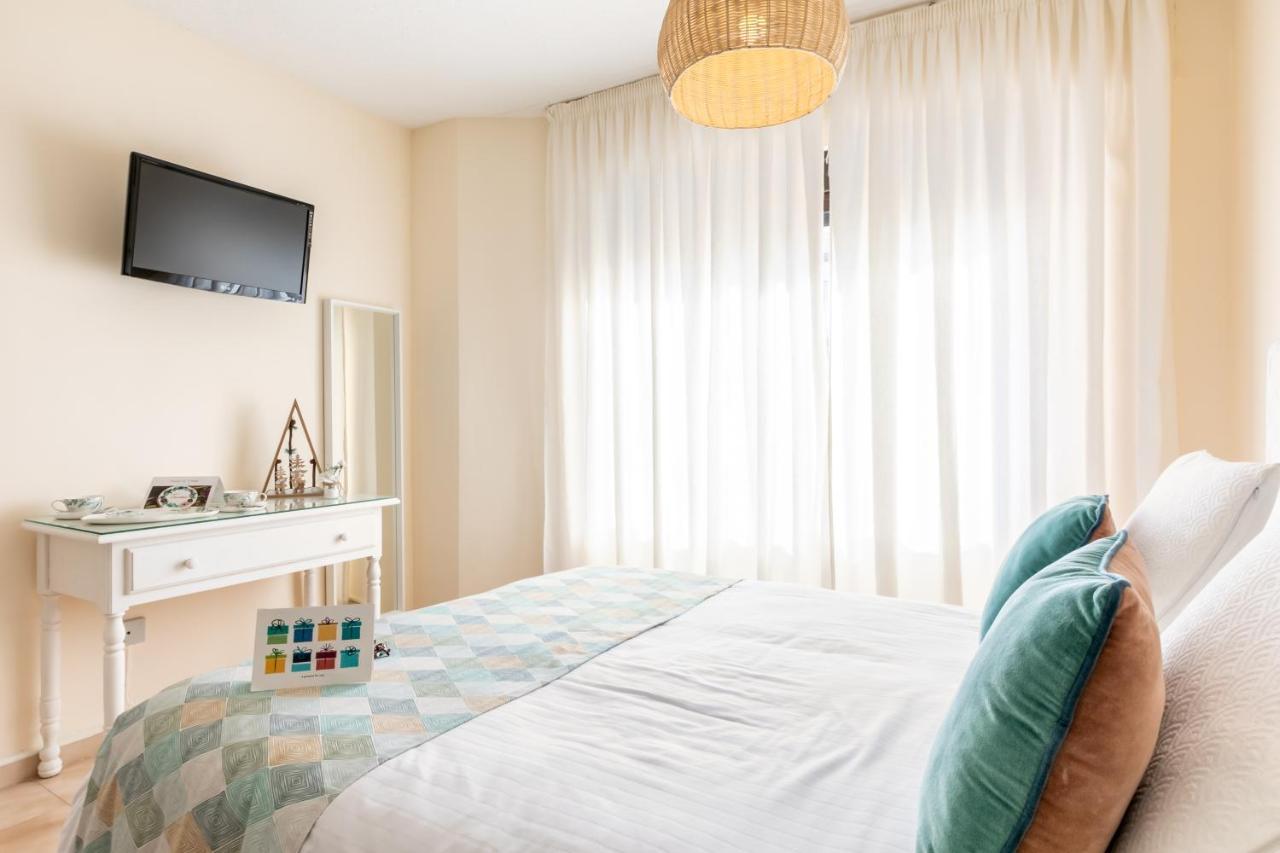 Ferienwohnung Suenos De Triana Sevilla Exterior foto